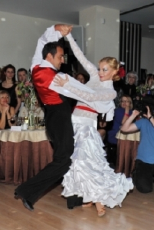 Денис Каспер и Элла Белых (фото: www.galladance.ru)