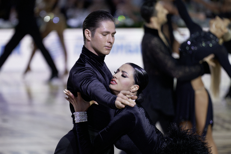 AntonyRus for DanceSport.Ru